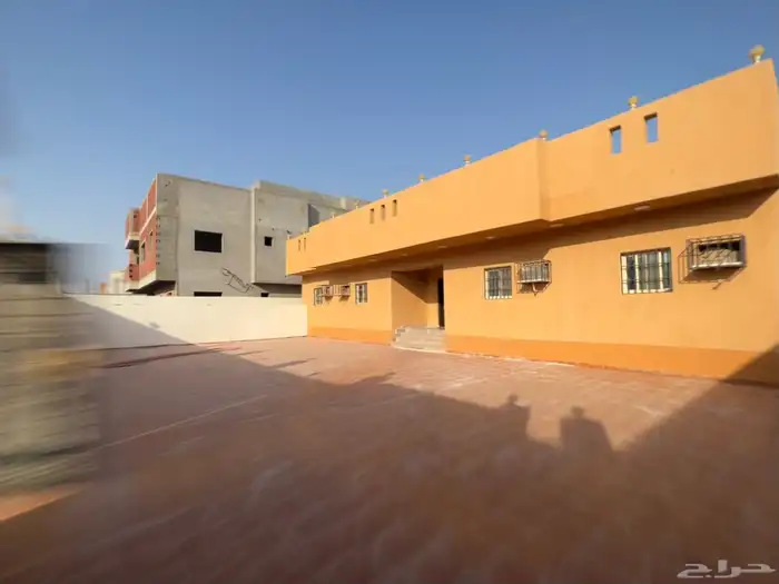 شقق للإيجار عزاب حي المنارات للسعوديين فقط 0