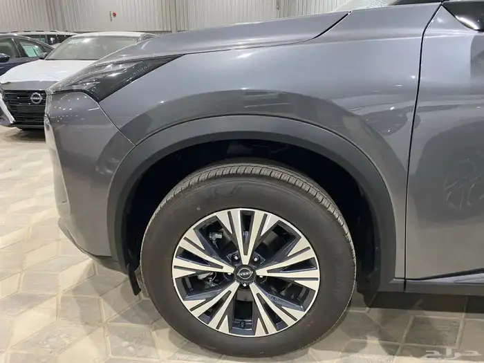 نيسان اكس تريل نص فل بانوراما سعودي 2025 3