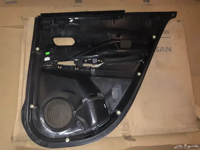 ديكور باب خلفي كيكس 2018-2024 أصلي وكالة 7