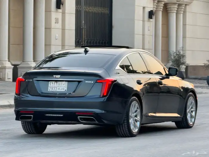 كاديلاك CT5 موديل 2022 فل كامل تحت الضمان والصيانة المجانية 18