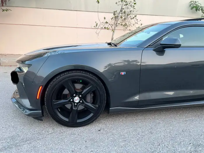 شفروليه ( كمارو SS ) الموديل 2016 صيانات الوكاله نظيف 12