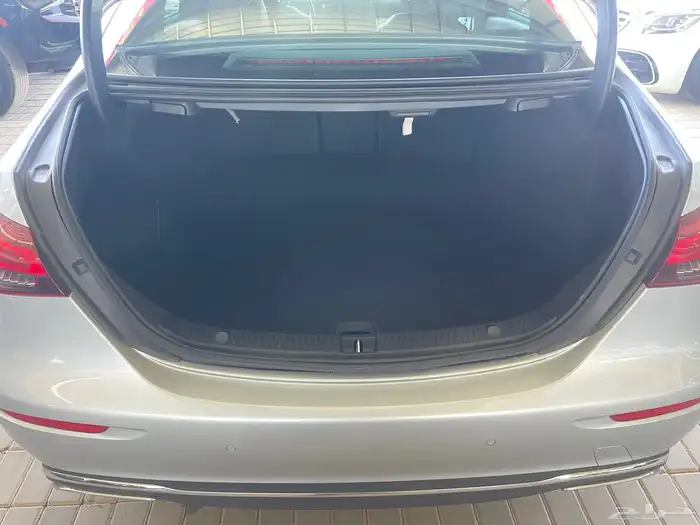 مرسيدس 2021 E250 رادار قياده ذاتيه فتحه سقف ( بنزين ) 2.0T 32