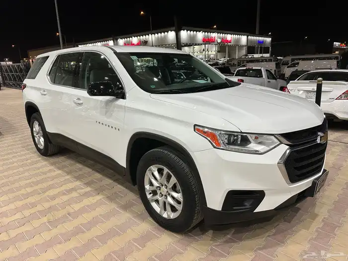 شيفورليه ترافيرس LS موديل 2018 نظيف 2