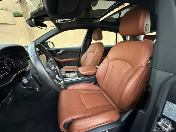 اودي Q8 بحاله الوكاله 2020 ماشي 88 الف SLine 26