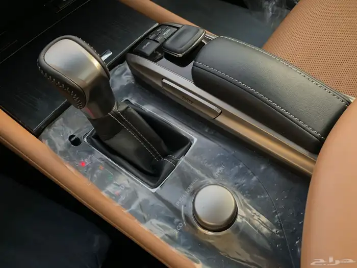 لكزس GS300 موديل 2018 بحالة الوكاله ممشى 26 الف 45