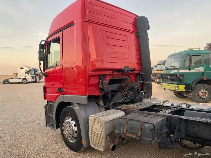 للبيع راس أكتروس 2004 نقل خاص 4