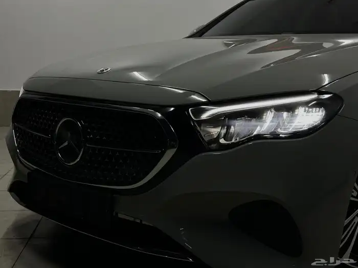 مرسيدس E200 - 2025 اسمنتي 1