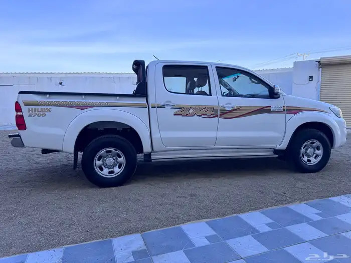 هايلوكس ( مخزن بريمي ) 70