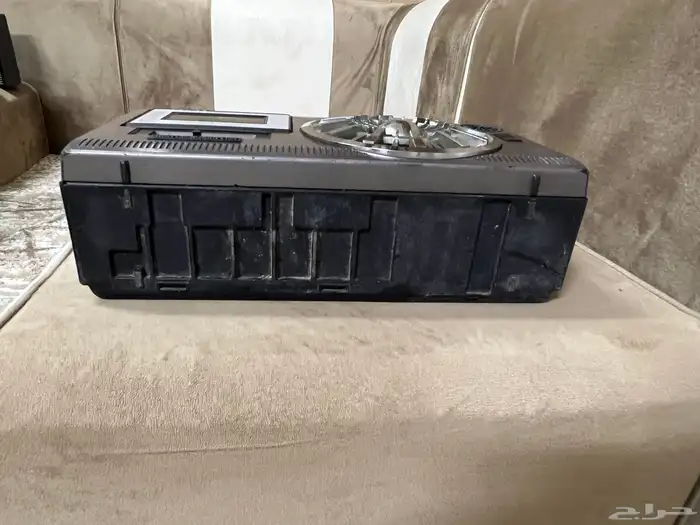 مسجل وراديو ناشونال 5