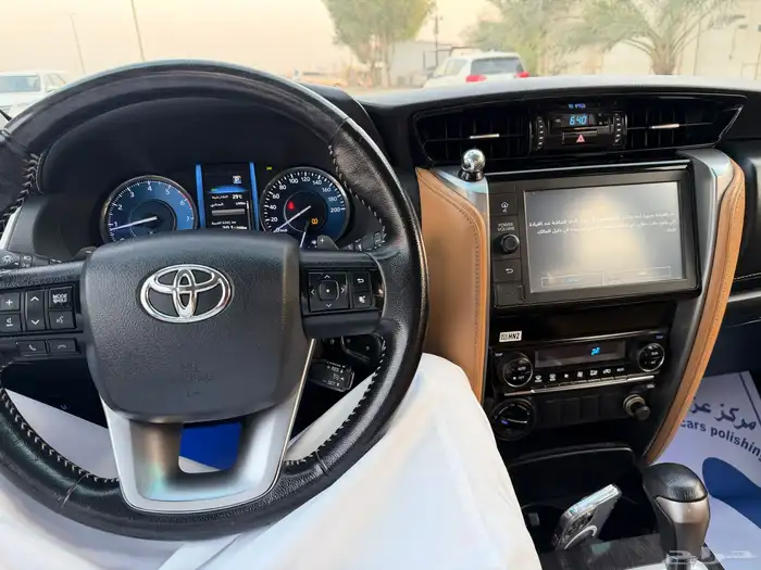 فورشنر 2022 VX سعودي نظيف .. 23