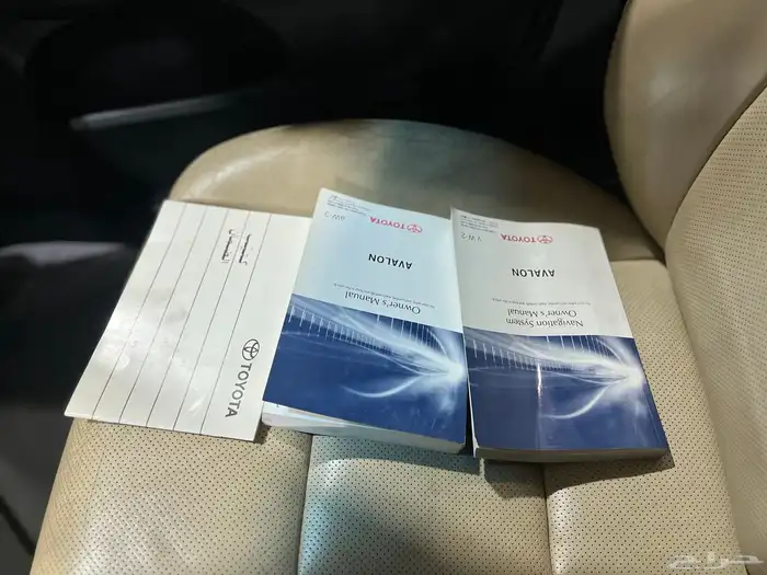 تويوتا افالون2015 فل كامل ليمتيد 35