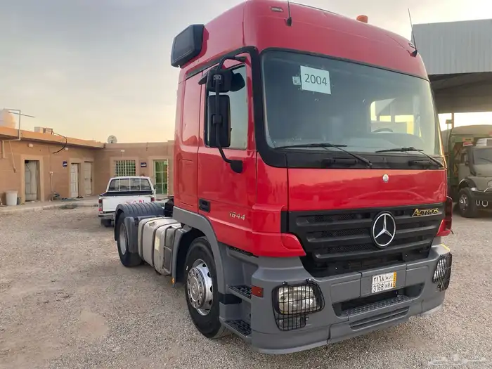 للبيع راس أكتروس 2004 نقل خاص 0