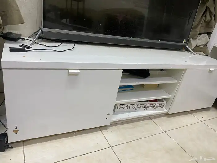 طاولة ايكا 1