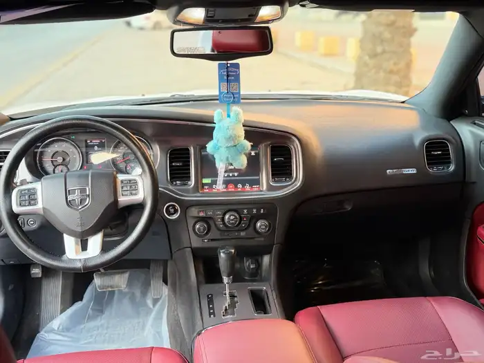 دوج تشارجر 8