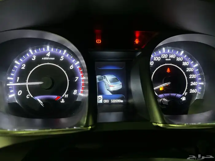 تويوتا افالون2015 فل كامل ليمتيد 39