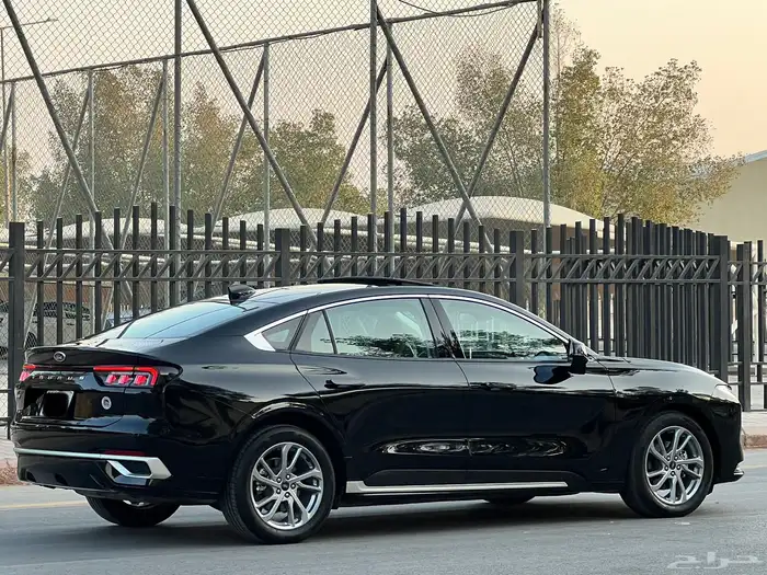 فورد توروس 2024 نص فل سعودي 5