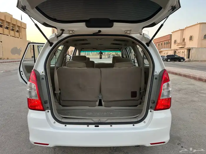 للبيع انوفا 2015 نظيفة جدا 19