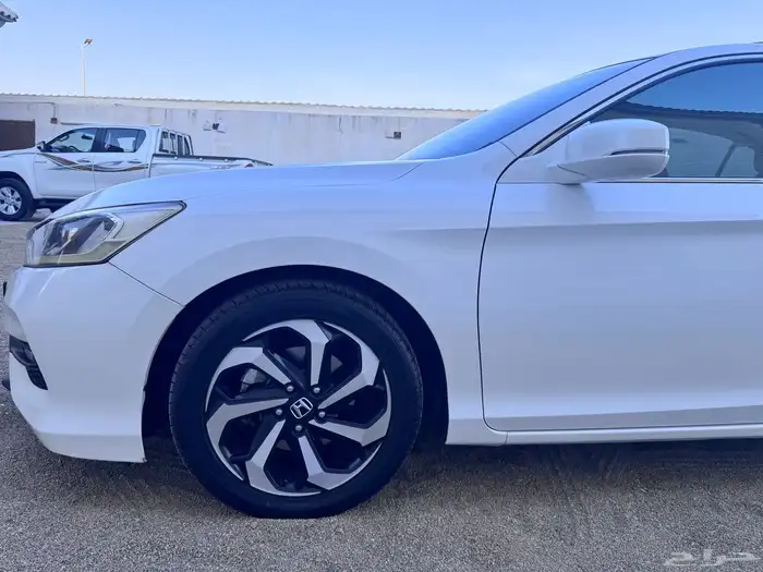 هوندا اكورد ( فل كامل نظيف ) 8