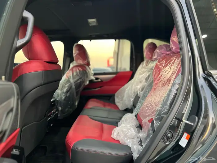 لكزس LX600 سبورت F موديل 2025 16