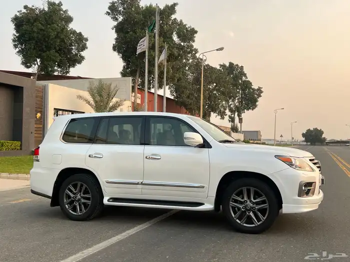 جيب لكزس LX 2015 فل كامل DD نظيف جدا منوة المستخدم 6