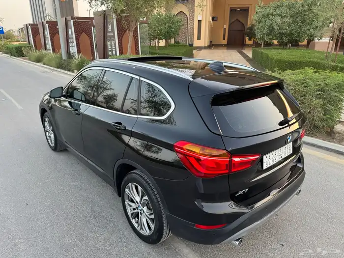 بي ام دبليو x1 مخزن بحالة الوكالة 19