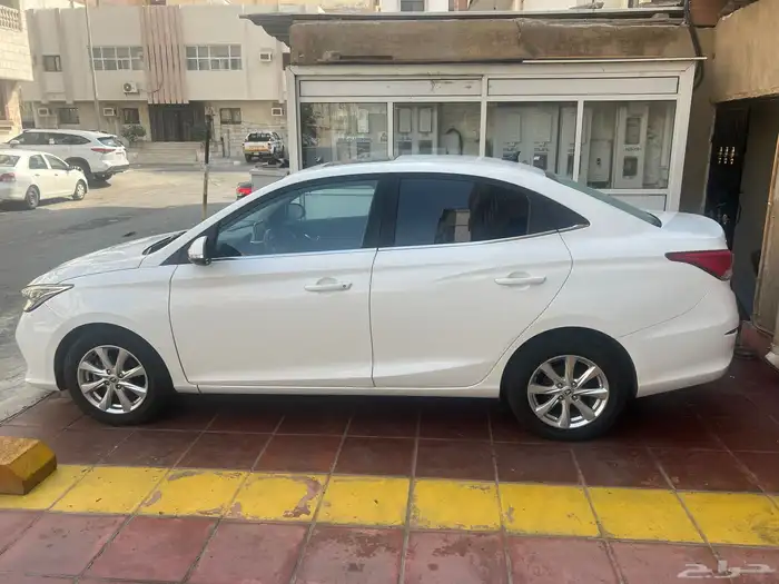 سيارة شنجان ممشى 70 ألف 2023 نظيفه جدا  والبيع سمح 7