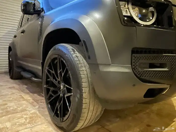 للبيع ديفندر SE موديل 2020 ماشي 70 الف 14