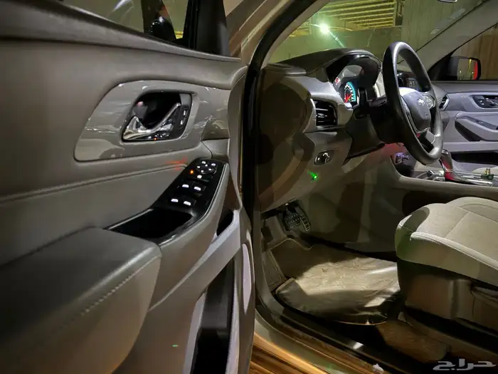 شيفروليه ترافيرس 7