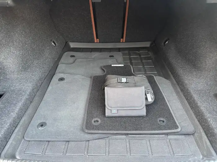 بي ام دابليو 530i m 2024 21