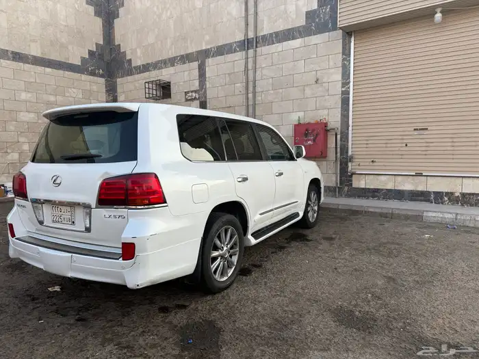 جيب لكزس 2011 2