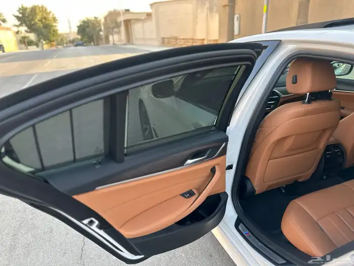 بي ام 530 كت M على الضمان والصيانه المجانيه 2021 12