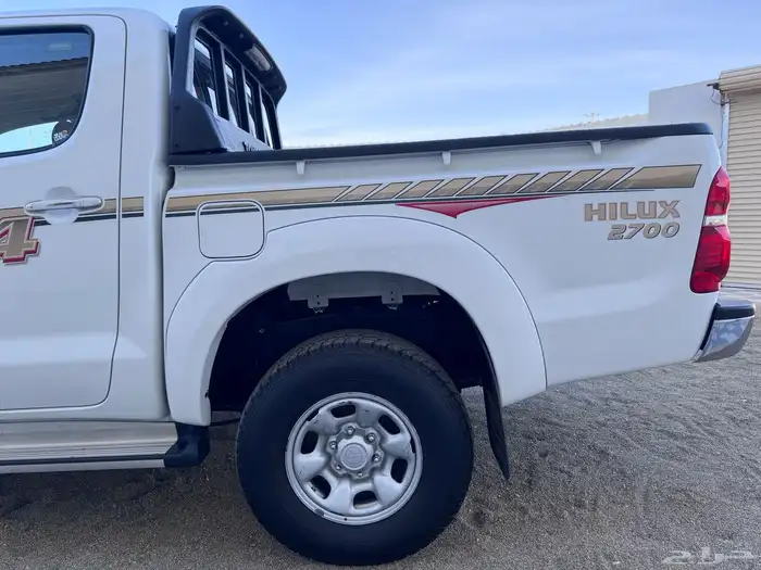 هايلوكس ( مخزن بريمي ) 20