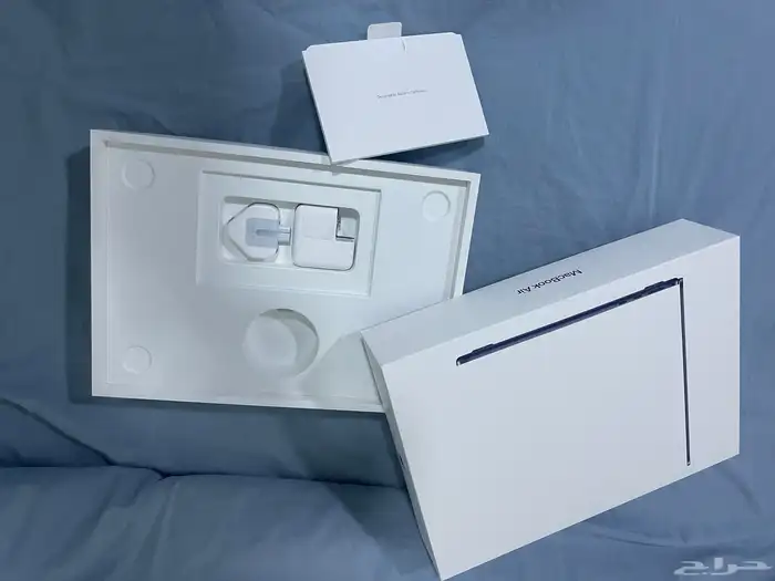 ماك بوك اير إم 2   MacBook Air m2 1