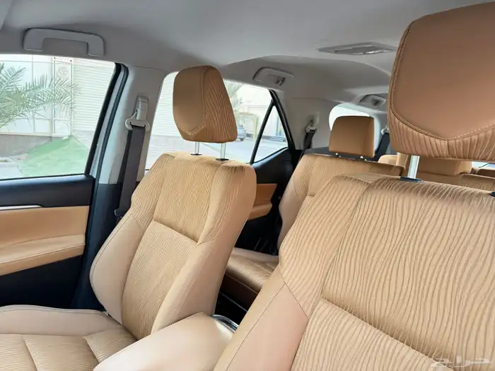 فورشنر 2022 VX سعودي نظيف .. 21