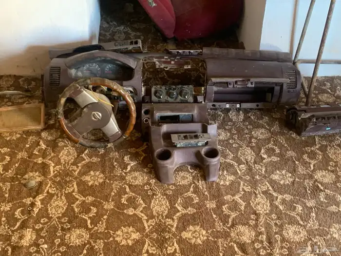 نفار نيسان 2015 تشليح قير عادي بنزين 9