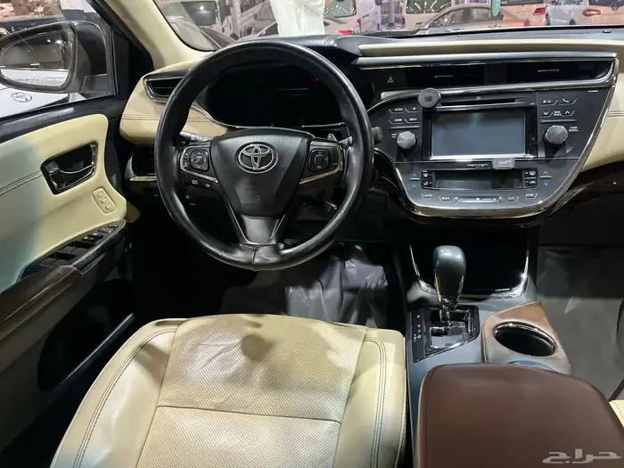 تويوتا افالون2015 فل كامل ليمتيد 27