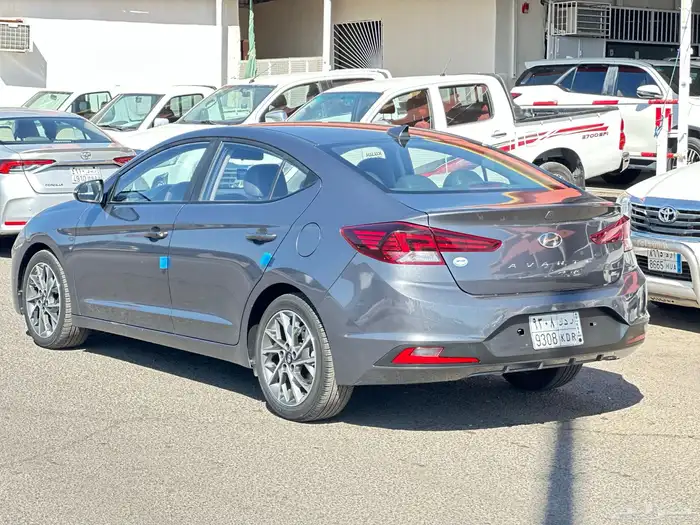 افانتي 2020 بنزين 9