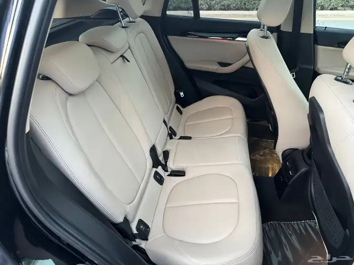 بي ام دبليو x1 مخزن بحالة الوكالة 38