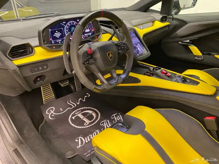 لامبورجيني ريفويلتو 10