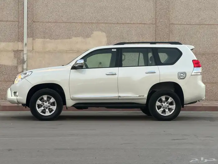 تويوتا برادو 2011 1