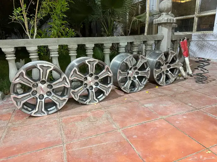 جنوط سييرا وكالة مع يايات ومساعدات 5