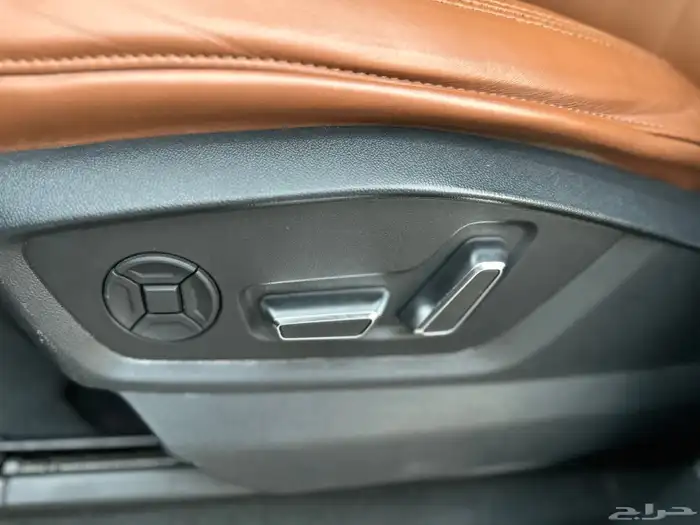 اودي Q8 بحاله الوكاله 2020 ماشي 88 الف SLine 28