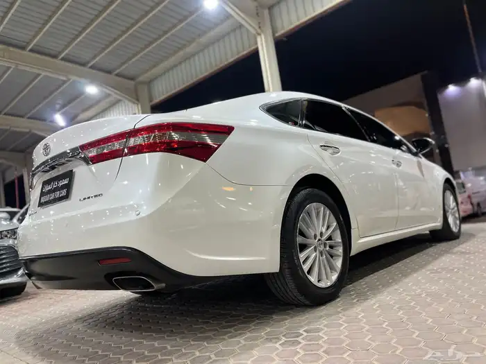 تويوتا افالون2015 فل كامل ليمتيد 19