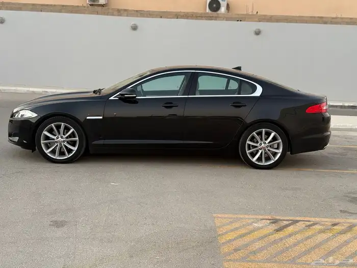 جاكور XF شبة جديده تماما (( مخزن )) 5