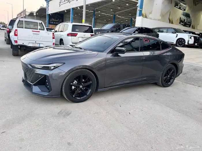 شانجان يوني في 2023 2