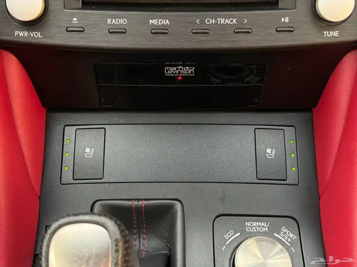 لكزس RC350 F موديل 2020 ممشى 71 الف تشيكات وكاله 37