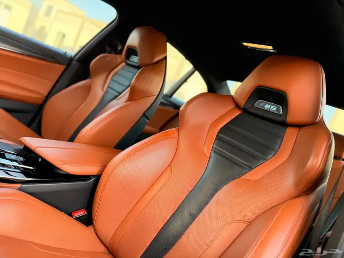 للبيع 2020 BMW M5 COMPETITION بحالة الوكالة 17