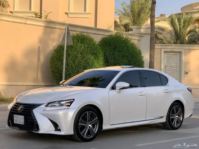 لكزس GS300 موديل 2018 بحالة الوكاله ممشى 26 الف 23