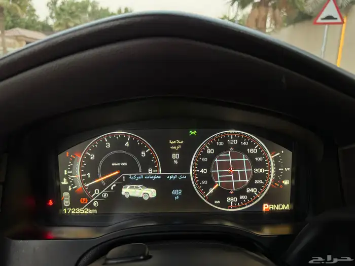 اسكاليد 2015 قصير سعودي اعلى فئه بحالة الوكاله 37