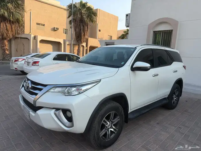 فورنشنر 2019 0